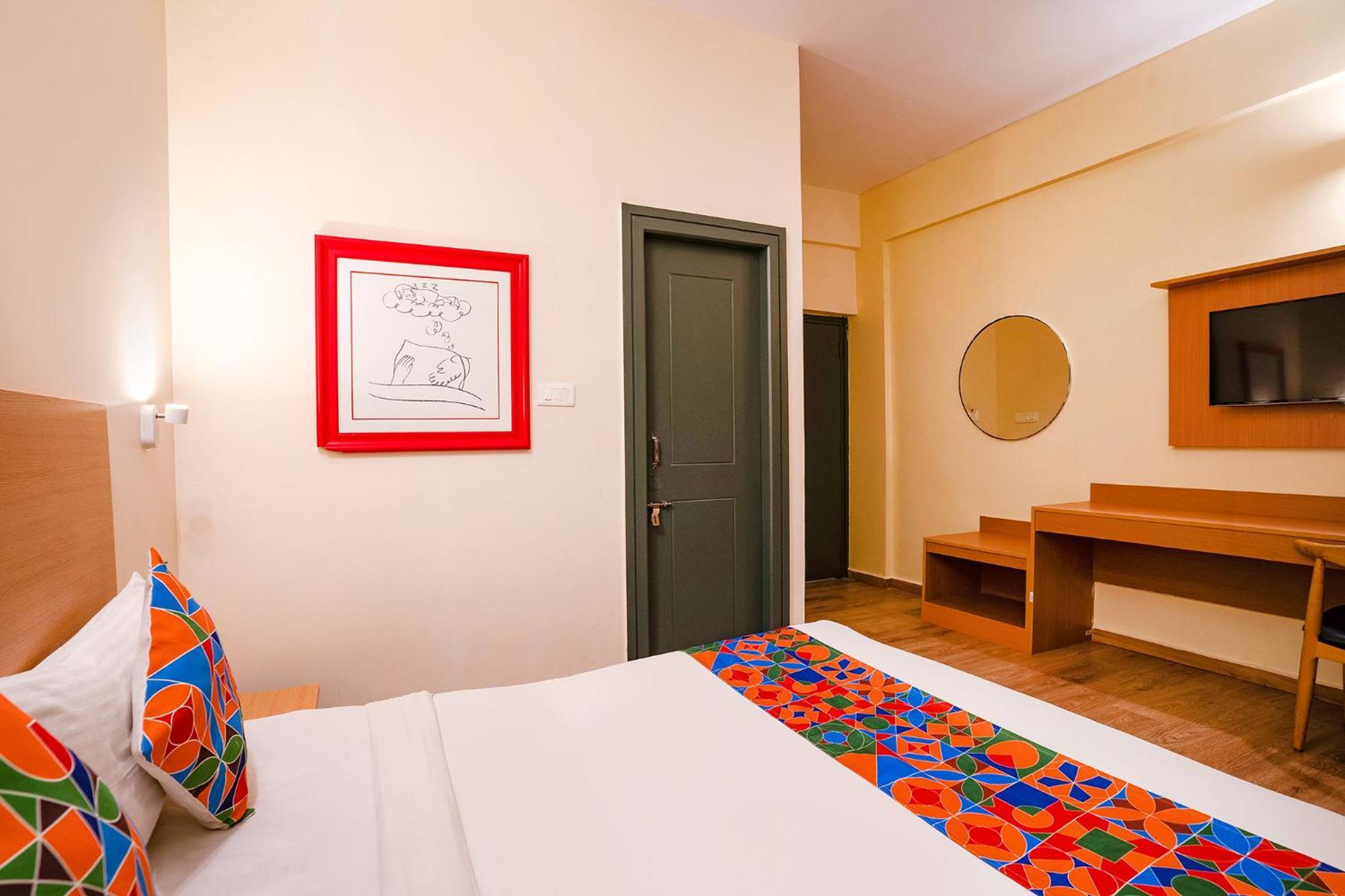 Fabhotel Royal Sterling- Manyata Tech Park Bengaluru Kültér fotó