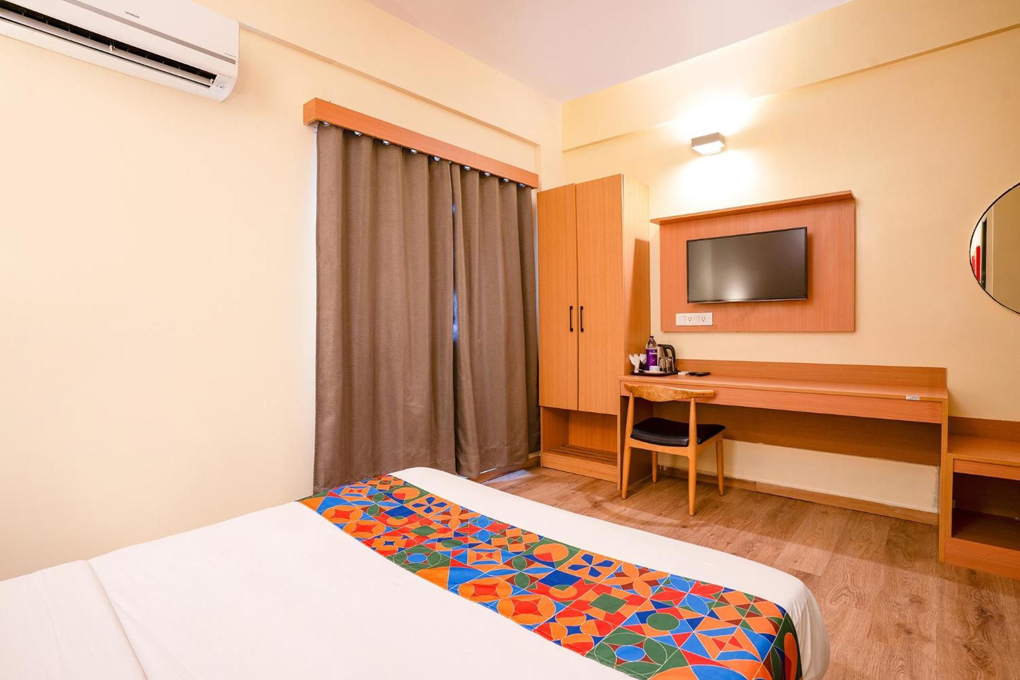 Fabhotel Royal Sterling- Manyata Tech Park Bengaluru Kültér fotó